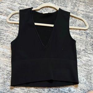 Black V neck ribbed crop top.